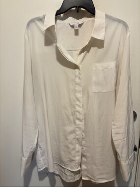 Nine West Ivory Button-Front Blouse